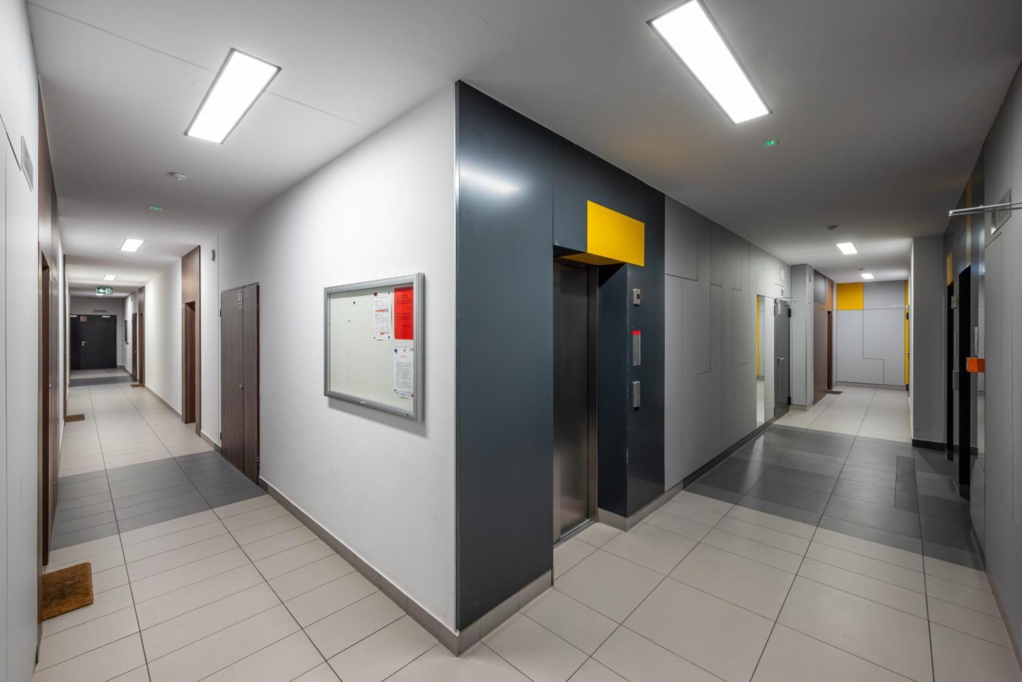Metro Plocka Cosy Apartment Varsavia Esterno foto