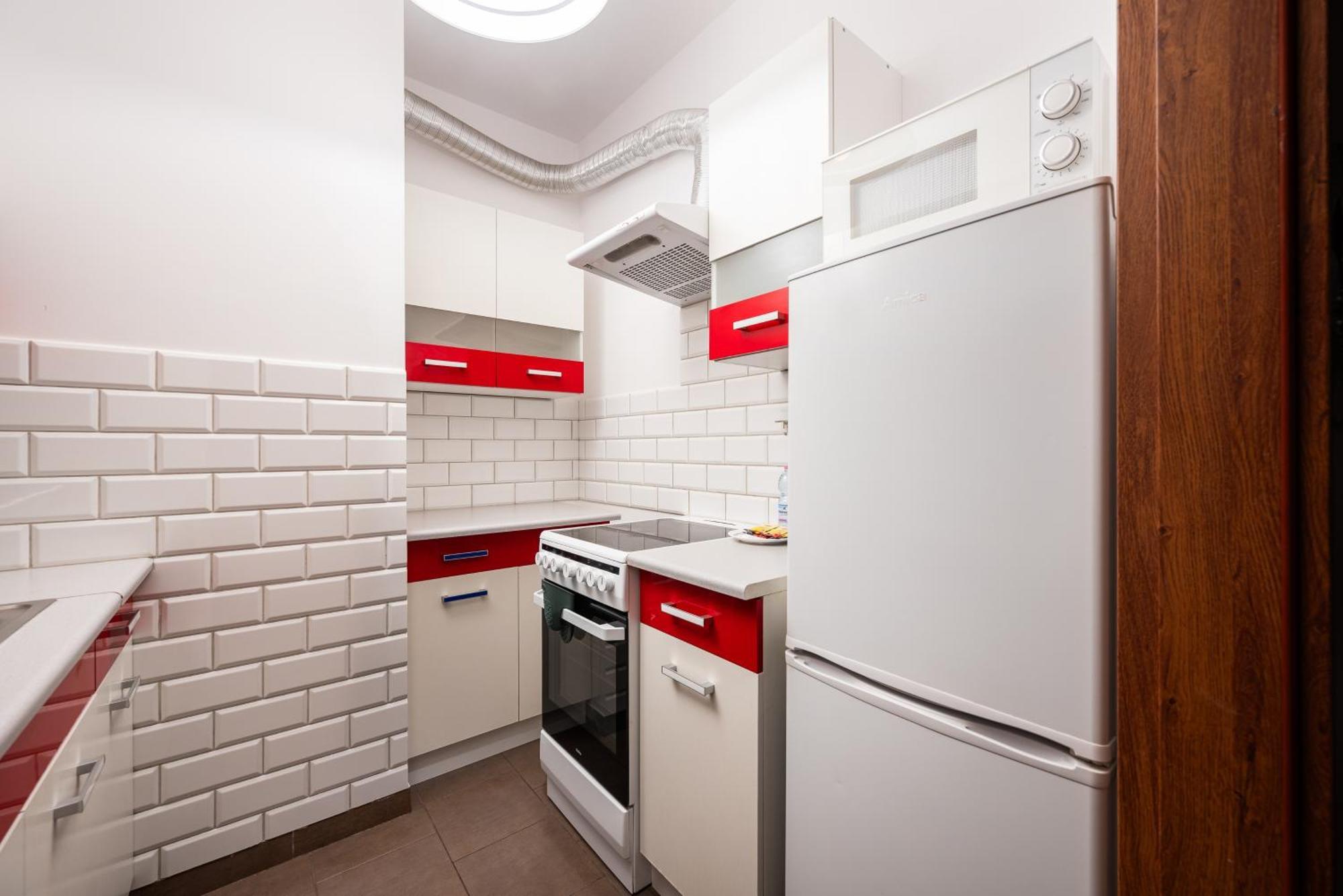 Metro Plocka Cosy Apartment Varsavia Esterno foto